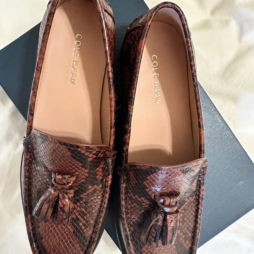 Cole Haan Lana Lux Brown Loafers Size 6.5